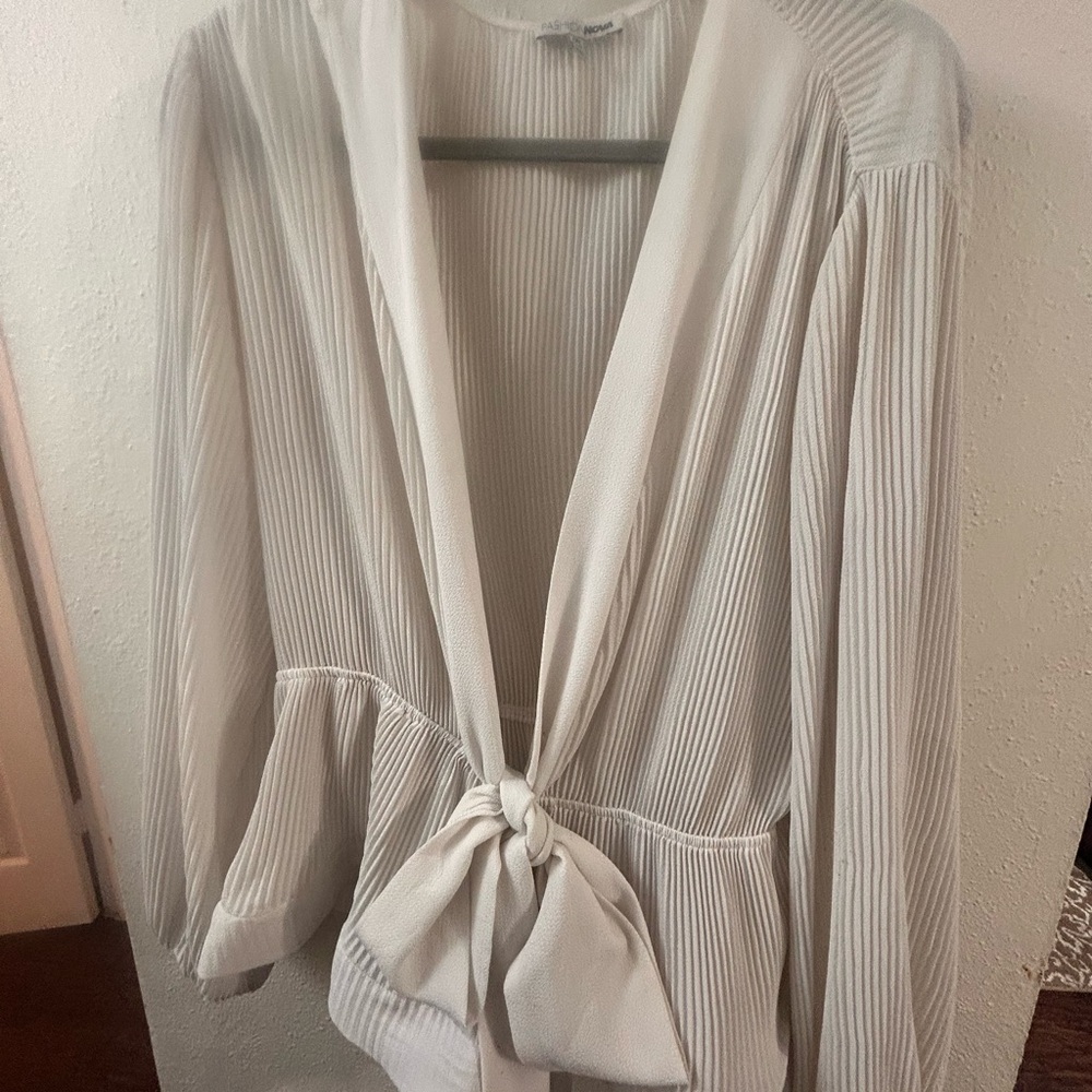 Fashion Nova White Pleated Blouse